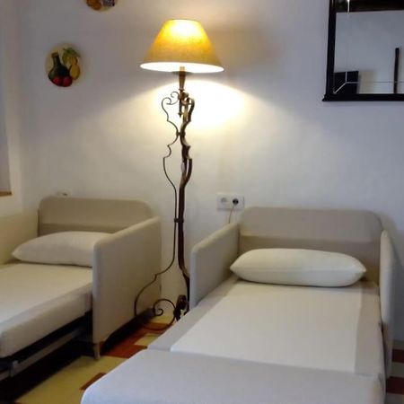 Mi Casita - Higuera De La Sierra Appartement Higuera De La Sierra  Buitenkant foto