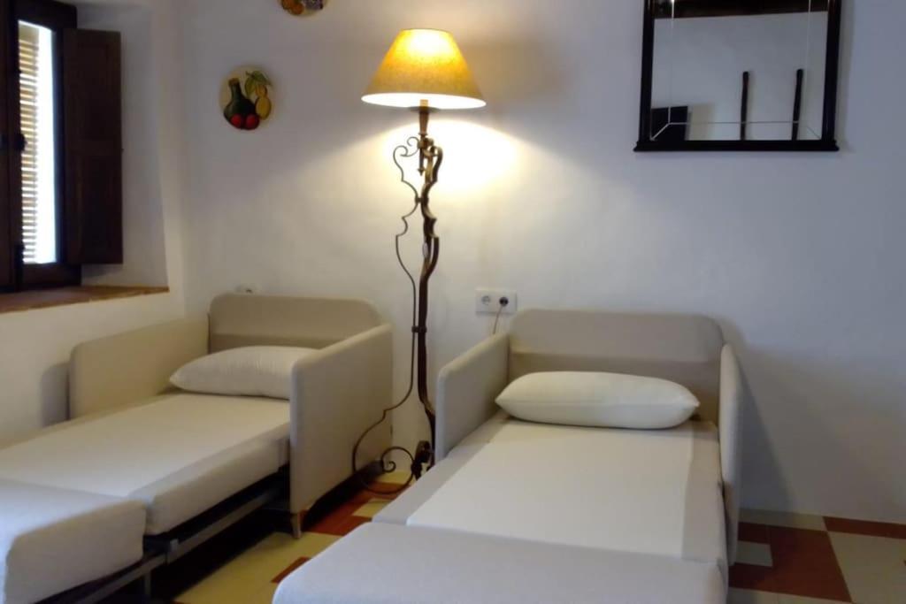 Mi Casita - Higuera De La Sierra Appartement Higuera De La Sierra  Buitenkant foto